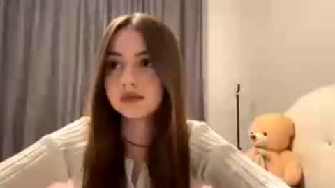 Catherine online show from December 2025 01:05:02 PM