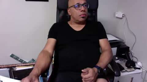 Snapshot of little_buddha chatting on January 2025 09:07:02 PM Pure Black Power online show from January 2025 09:07:02 PM