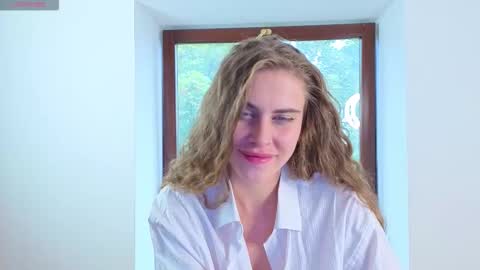 Margo online show from October 2025 10:45:02 AM