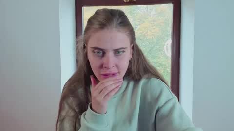 Margo online show from October 2025 07:55:02 AM