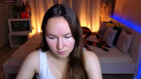 Snapshot of little_doll_meow chatting on October 2025 02:45:02 AM Alexandra online show from October 2025 02:45:02 AM