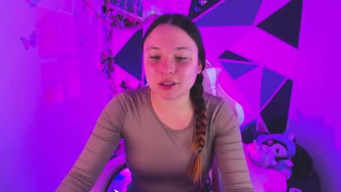 Carol  online show from April 2026 05:18:01 PM