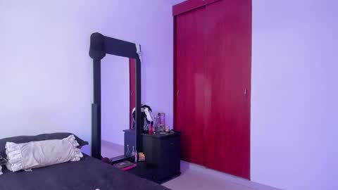 Snapshot of little_kayla_ chatting on February 2025 03:27:01 PM kayla Instagram kayla 71082 online show from February 2025 03:27:01 PM