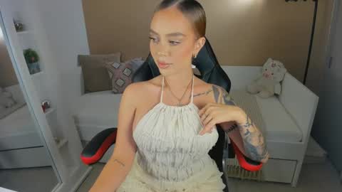 little_kitty4 online show from October 2025 10:47:02 PM