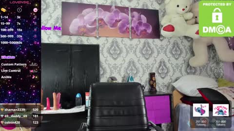 Snapshot of little_letti chatting on December 2024 12:45:02 PM Letti online show from December 2024 12:45:02 PM