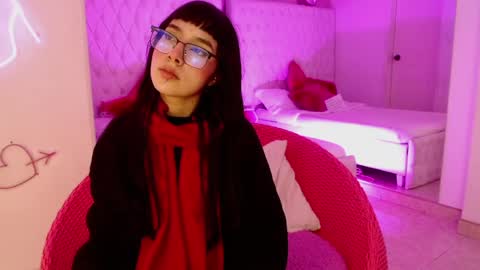 Paulette online show from May 2026 04:21:01 AM