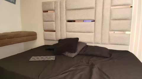 Snapshot of little_peachhh chatting on November 2025 03:37:02 PM Mia online show from November 2025 03:37:02 PM