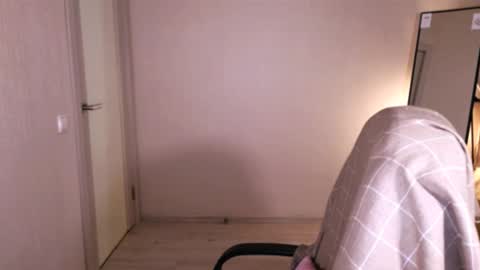 little_pretty_woman online show from September 2025 04:30:01 PM