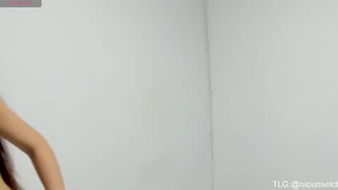 Snapshot of little_rapunsel_ chatting on September 2025 08:14:01 AM RAPUNSEL AND CAIN online show from September 2025 08:14:01 AM