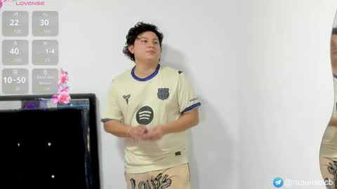 Snapshot of little_rapunsel_ chatting on October 2025 07:41:01 AM RAPUNSEL AND CAIN online show from October 2025 07:41:01 AM