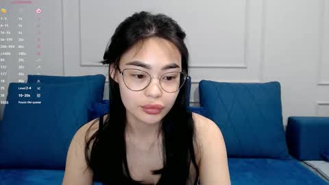 Kwan online show from March 2025 12:04:02 PM