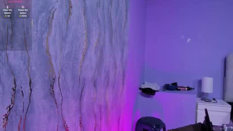 little_valentinaa online show from February 2026 12:08:02 PM