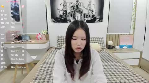 Yena and Gabby online show from February 2026 05:31:01 PM