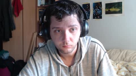 littlealien7 online show from October 2025 06:39:02 PM