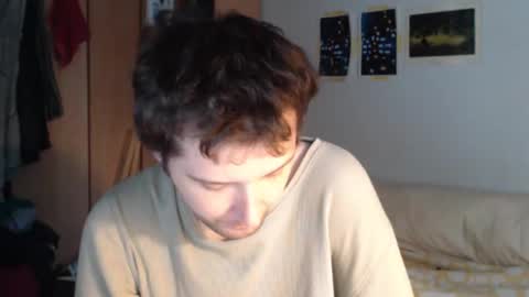 littlealien7 online show from October 2025 09:22:01 PM