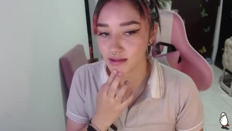 Snapshot of littleangelx_m chatting on September 2025 09:03:02 PM Daniela online show from September 2025 09:03:02 PM