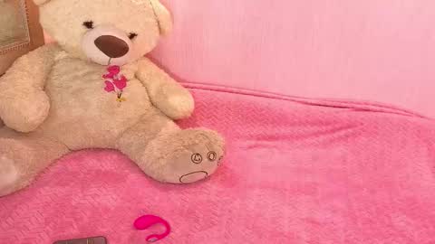 Ari online show from March 2026 07:09:01 PM