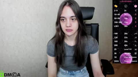 Snapshot of littleashleyy chatting on April 2026 06:12:01 PM littleashleyy online show from April 2026 06:12:01 PM