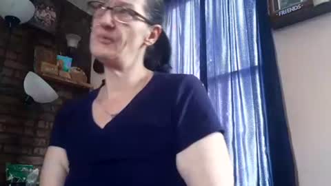 Snapshot of littlebigsquirt7945 chatting on December 2025 04:23:02 PM Sady Jayne online show from December 2025 04:23:02 PM