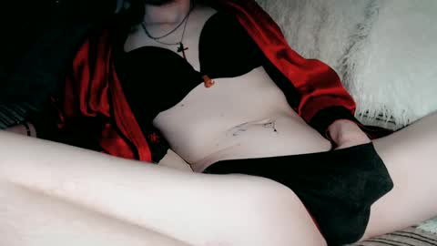 Malej Kmo online show from February 2025 05:50:02 AM