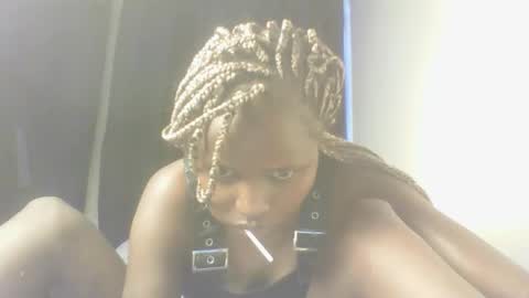 littlebunny2  online show from December 2025 02:24:02 PM