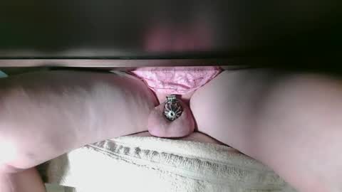 Snapshot of littleclitty247 chatting on September 2025 12:45:02 AM Littlleclitty247 online show from September 2025 12:45:02 AM