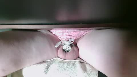 Snapshot of littleclitty247 chatting on November 2025 06:02:02 AM Littlleclitty247 online show from November 2025 06:02:02 AM