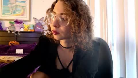 littledeathtrap online show from February 2026 07:56:01 PM