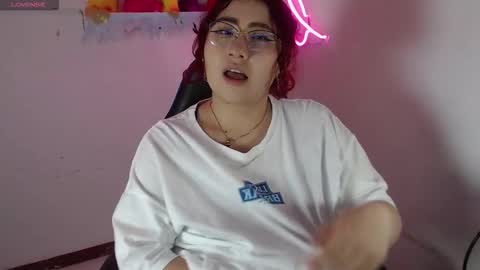 Angel  online show from December 2025 08:57:01 PM