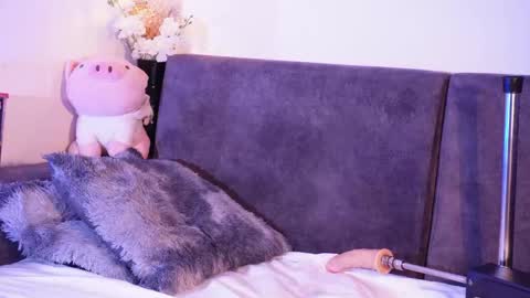 Sophie online show from April 2026 02:27:02 AM