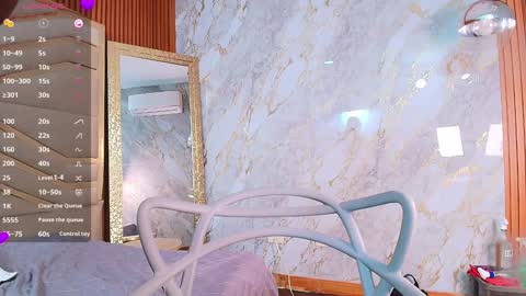 Snapshot of littleebonymommy chatting on February 2025 11:05:01 PM Tania online show from February 2025 11:05:01 PM