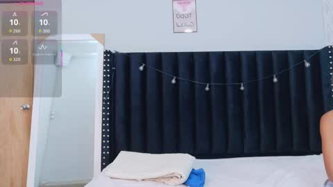 Snapshot of littleebonymommy chatting on November 2025 07:38:01 PM Tania online show from November 2025 07:38:01 PM