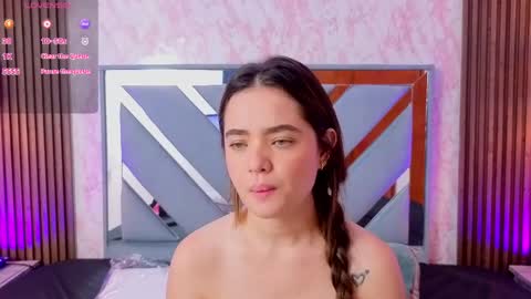 Snapshot of littleesara18 chatting on May 2026 11:16:02 AM Sara online show from May 2026 11:16:02 AM