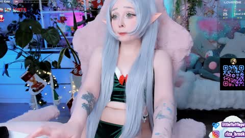 Riza Riri Puff  online show from December 2024 12:09:01 AM