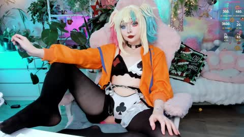 Riza Riri Puff  online show from January 2025 04:08:01 PM