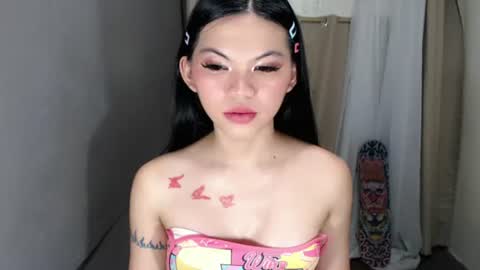 littlelace_ online show from July 2026 11:59:02 PM