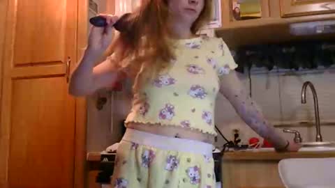 Snapshot of littleleo96 chatting on February 2026 07:12:01 AM littleleo96 online show from February 2026 07:12:01 AM