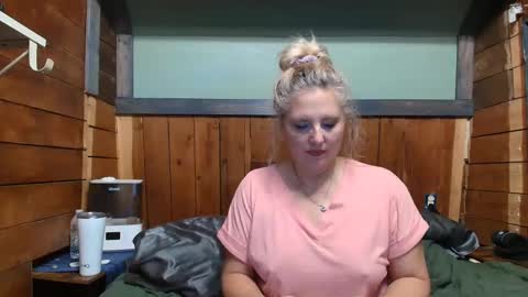 Snapshot of littlelisa1 chatting on May 2026 06:37:01 PM lisanixs online show from May 2026 06:37:01 PM