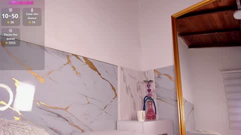 Snapshot of littlemichiko chatting on December 2024 10:52:02 PM littlemichiko online show from December 2024 10:52:02 PM