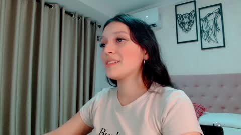 Sarahs Room online show from January 2025 03:04:02 AM