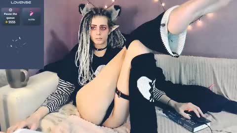 Felix online show from February 2025 11:04:02 PM