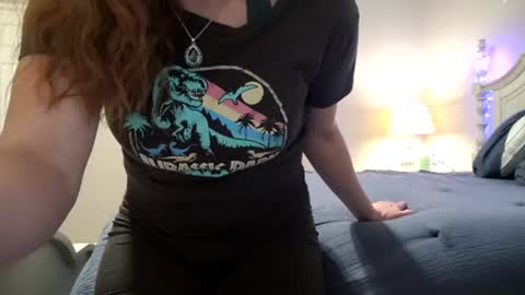 littlered_6969 online show from June 2026 06:16:02 AM
