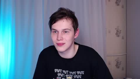 Snapshot of littlesadcabbage chatting on February 2025 08:20:02 PM Sonnenschein online show from February 2025 08:20:02 PM