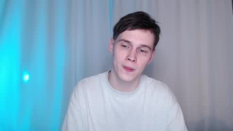 Snapshot of littlesadcabbage chatting on March 2025 01:28:01 AM Sonnenschein online show from March 2025 01:28:01 AM