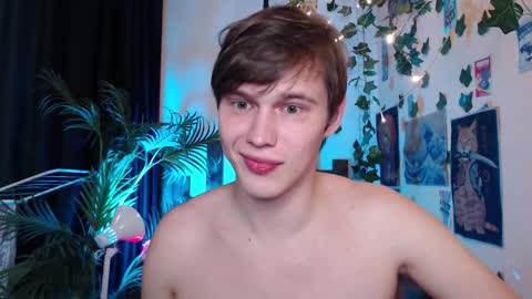 Snapshot of littlesadcabbage chatting on September 2025 12:25:01 AM Sonnenschein online show from September 2025 12:25:01 AM