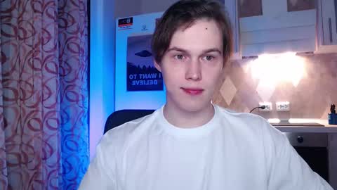 Snapshot of littlesadcabbage chatting on December 2025 02:51:01 AM Sonnenschein online show from December 2025 02:51:01 AM