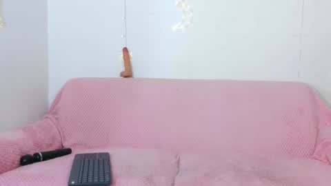 Snapshot of littlesammysexy chatting on October 2025 11:31:01 AM Sammy online show from October 2025 11:31:01 AM