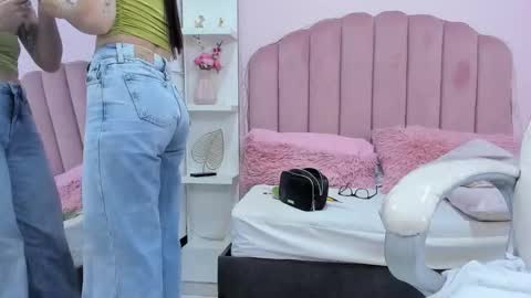  sofii  online show from November 2025 10:12:01 PM