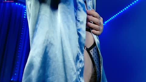 Snapshot of littlespacemouse chatting on January 2025 12:45:01 AM Niki free tg channel with some photos gifs and info about streams online show from January 2025 12:45:01 AM