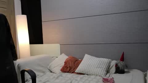 Snapshot of littlestellaspark chatting on March 2026 04:47:01 PM littlestellaspark online show from March 2026 04:47:01 PM